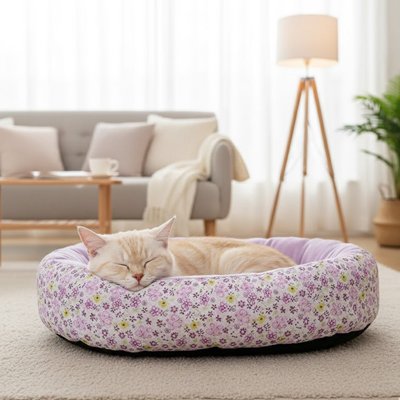 Coussin pour chat ovale mauve chat dormant dedans