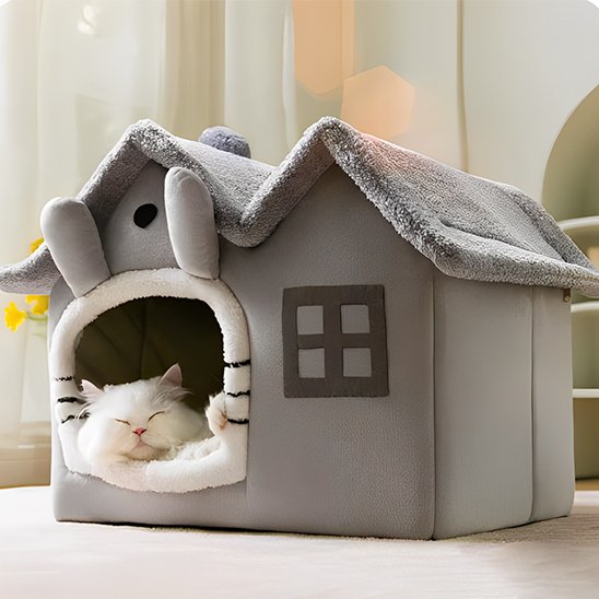 maisons pour chats en textile peluche en forme de petite maison chat dormant dedans