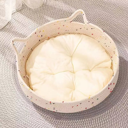 Panier osier chat rond blanc avec coussin moelleux blanc