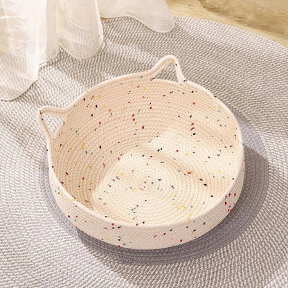 Panier osier chat rond blanc avec deco oreilles de chat