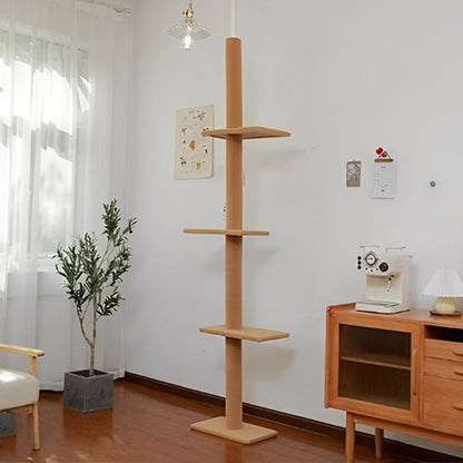 Arbre à chat couleur caramel dans un beau salon
