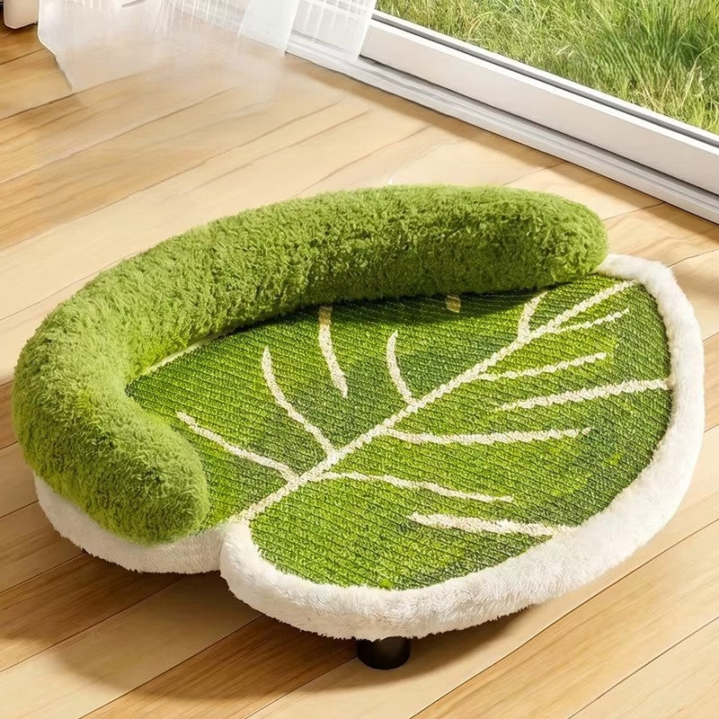 coussin chat feuille verte et beige avec repose tete