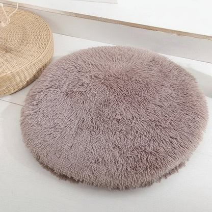 coussin chat marron doux rond et fin 