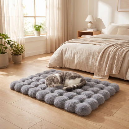 coussin chat rectangulaire gris et tres moelleux