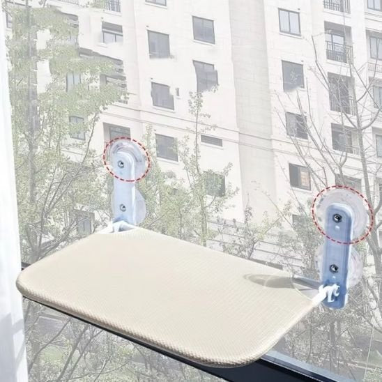 HAMAC FENETRE CHAT VIDE POUR EXPOSITION 