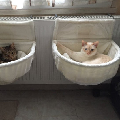 hamac pour chat radiateur blanc deux avec chat dedans