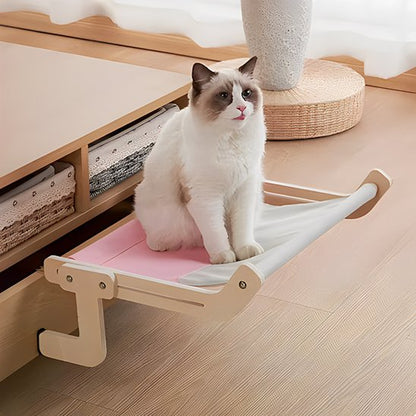hamac radiateur pour chat avec chat assis dessus