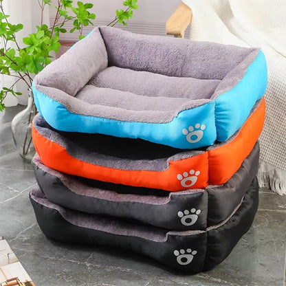 Panier a chat trois couleurs proposees