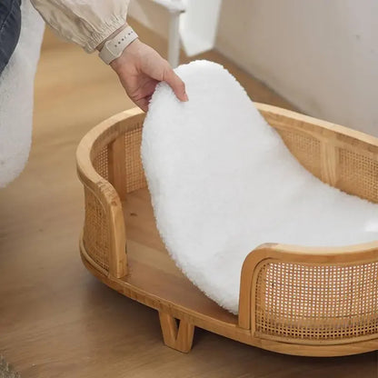 panier osier pour chat garni d un coussin blanc moelleux