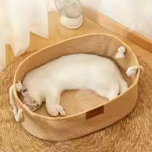 panier osier pour chat ovale en rotin couleur claire