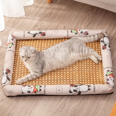 Tapis rafraichissant Chat avec un chat couche dedans