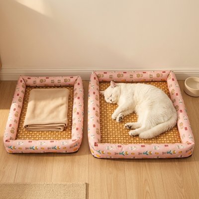 Tapis rafraichissant Chat deux tailles avec chat couche sur le plus grand